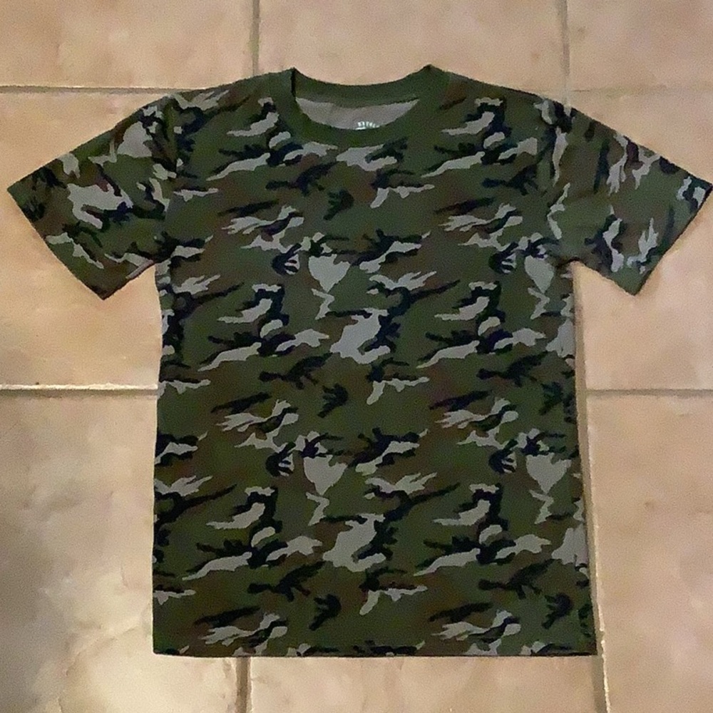 Revolution Camouflage Tshirt 12/14